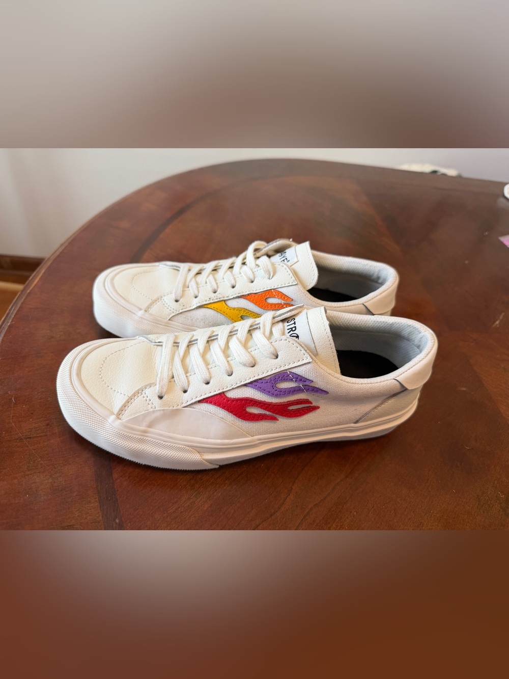 Straye Logan Rainbow Flame Sneakers White Leather Shoes Pride Men’s 7 Women 8.5